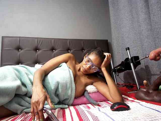 Ntombie-one4u
