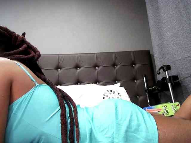 Ntombie-one4u webcam