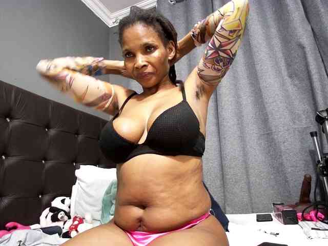 Ntombie-De-NaughtyLover