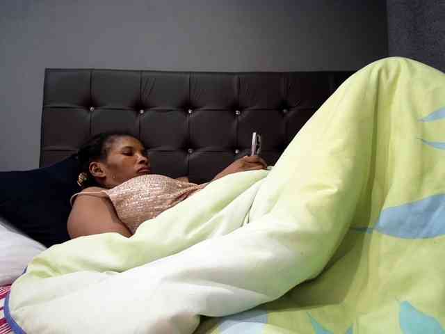 Ntombie-one4u webcam