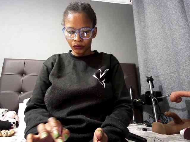 Ntombie-one4u webcam