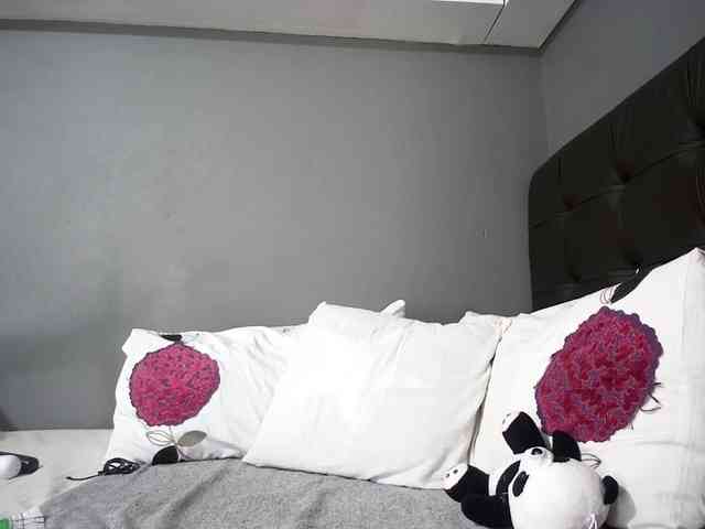 Ntombie-one4u webcam