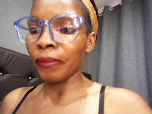 Ntombie-one4u webcam