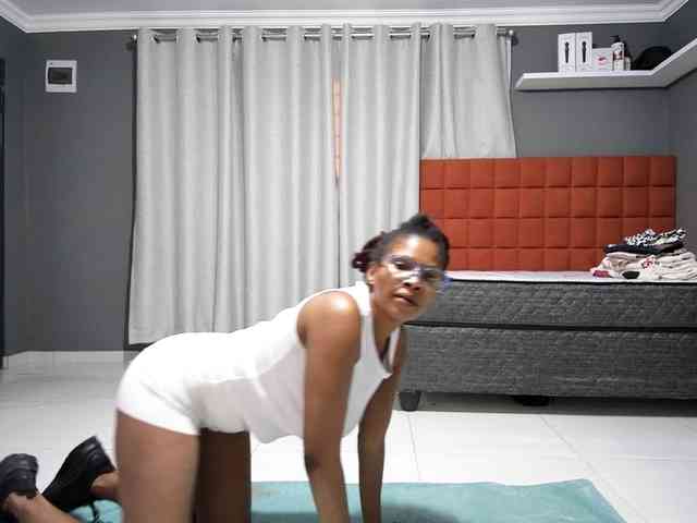 Ntombie-one4u webcam