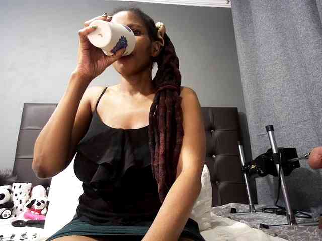 Ntombie-one4u webcam