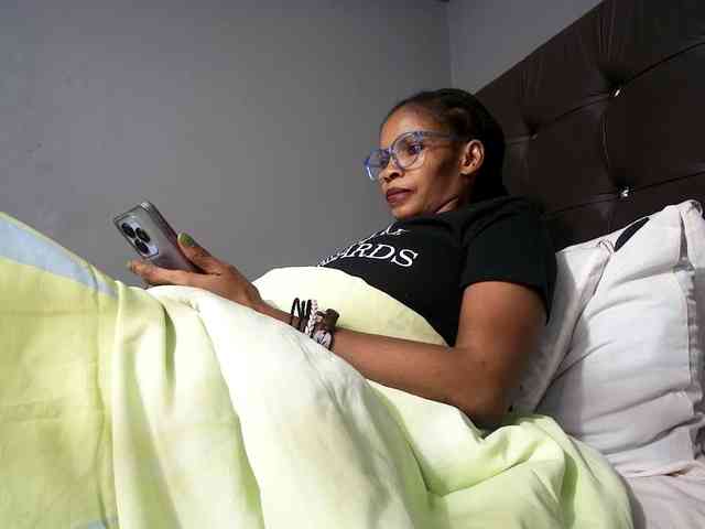 Ntombie-one4u webcam