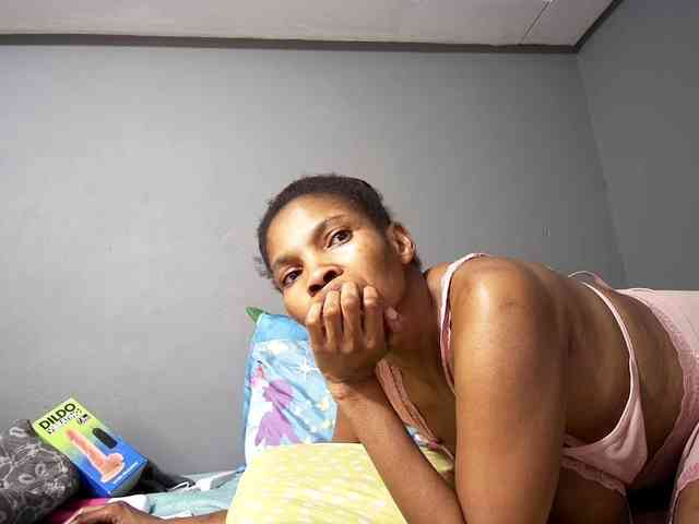 Ntombie-one4u webcam