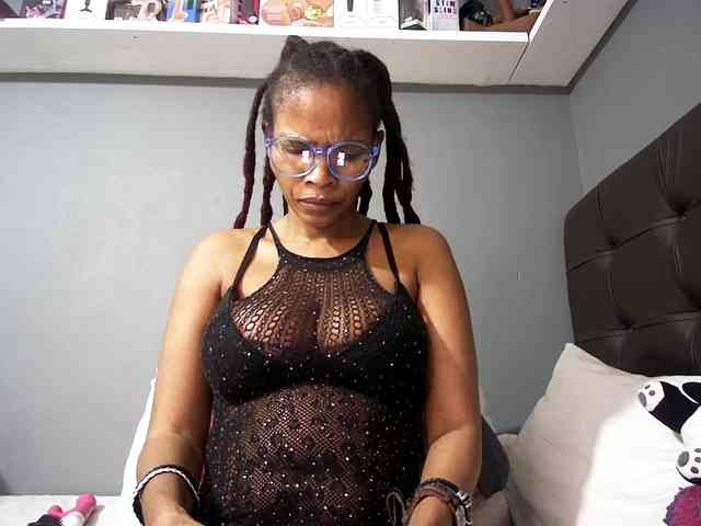Ntombie-one4u webcam