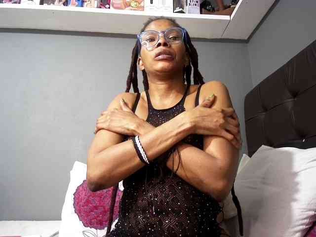 Ntombie-one4u webcam