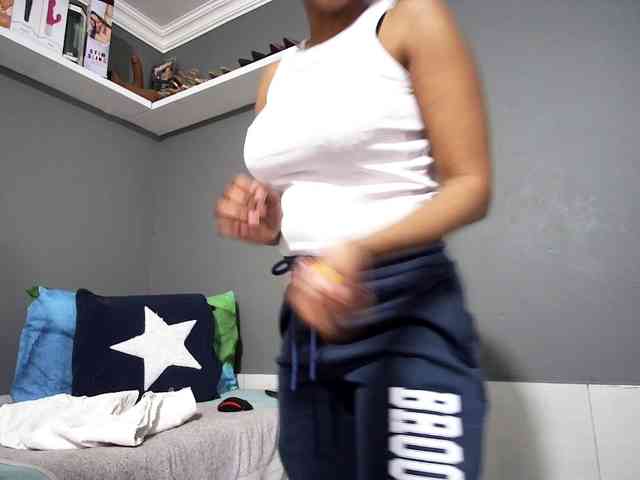 Ntombie-one4u webcam