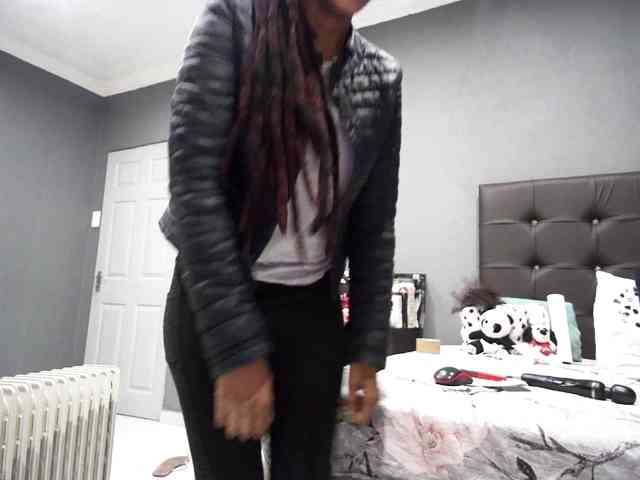 Ntombie-one4u webcam