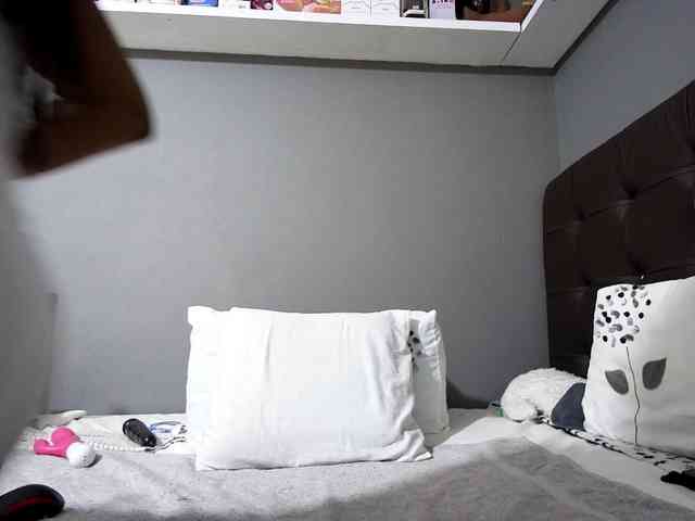 Ntombie-one4u webcam