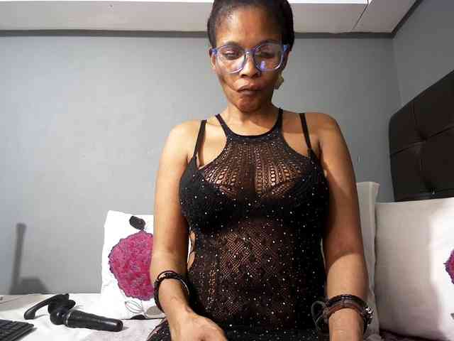 Ntombie-one4u webcam
