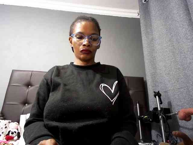 Ntombie-one4u webcam