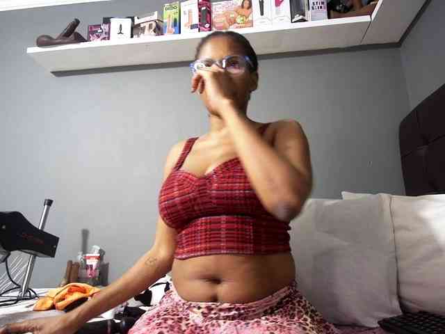 Ntombie-one4u webcam
