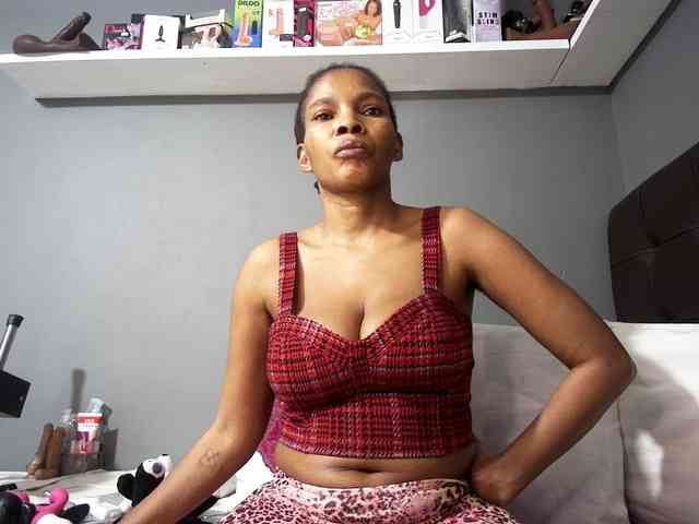 Ntombie-one4u webcam