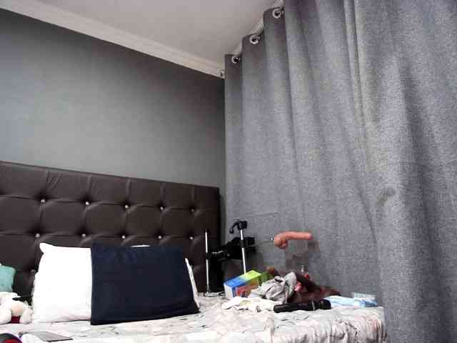 Ntombie-one4u webcam