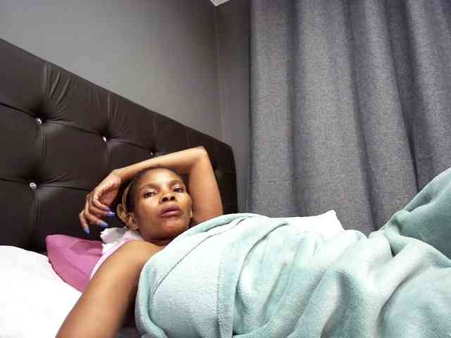 Ntombie-one4u webcam