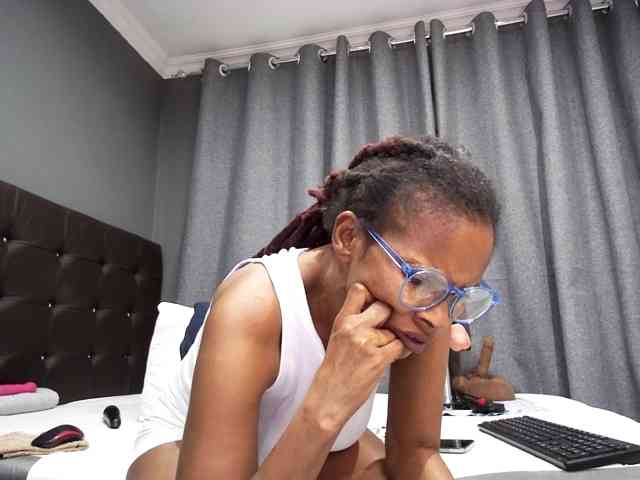 Ntombie-De-NaughtyLover