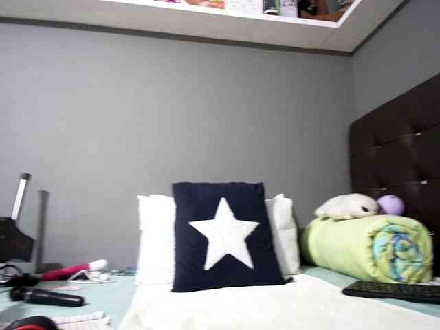 Ntombie-one4u webcam