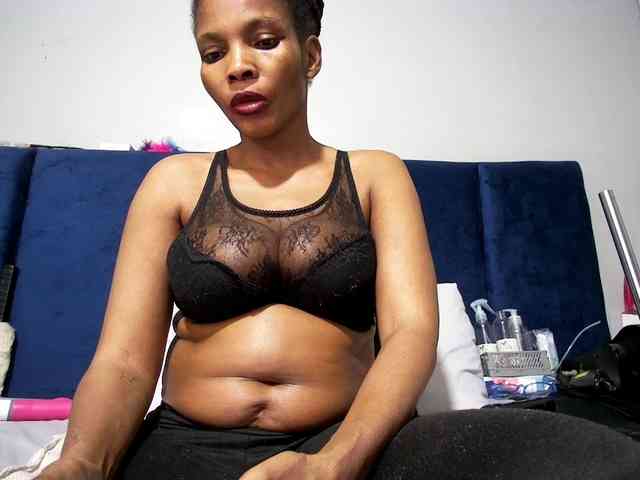 Model: Ntombie