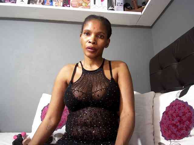 Ntombie-one4u webcam