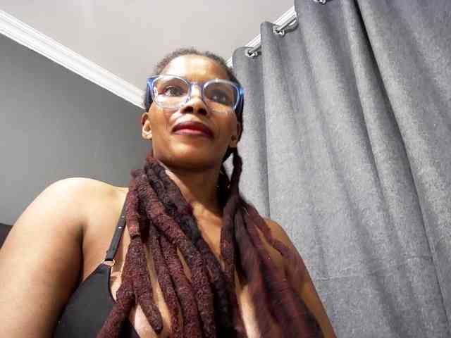 Ntombie-one4u webcam