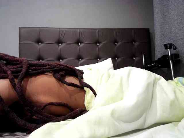 Ntombie-one4u webcam