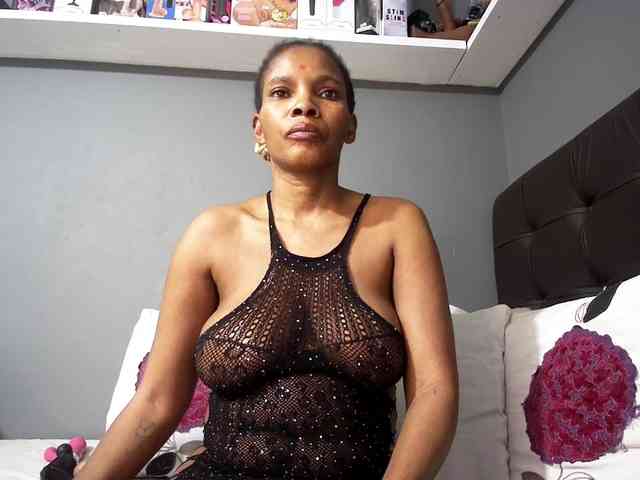 Ntombie-one4u webcam