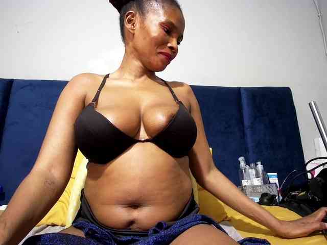 Model: Ntombie