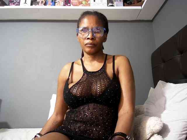 Ntombie-one4u webcam