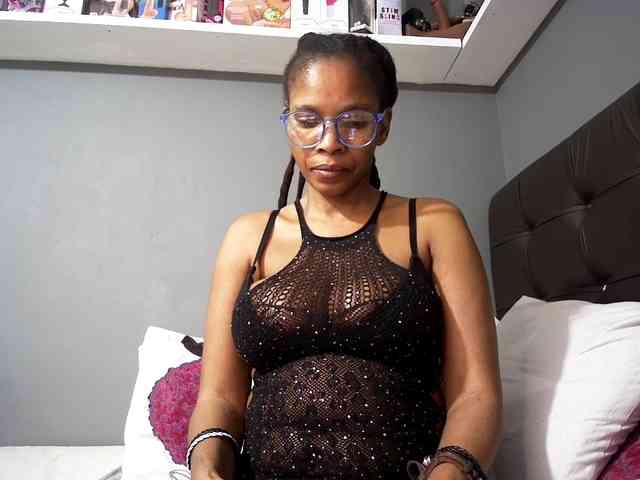 Ntombie-one4u webcam