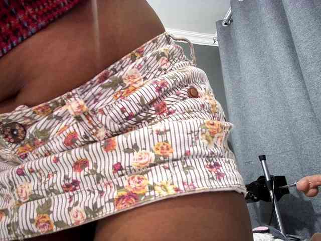 Ntombie-one4u webcam