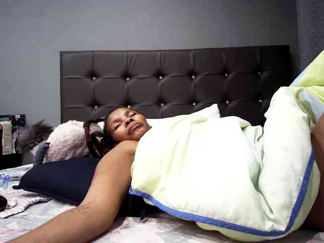 Ntombie-one4u webcam
