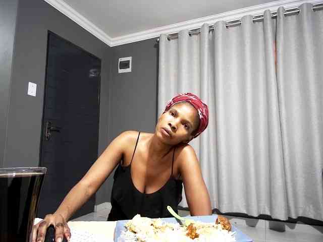 Ntombie-one4u webcam