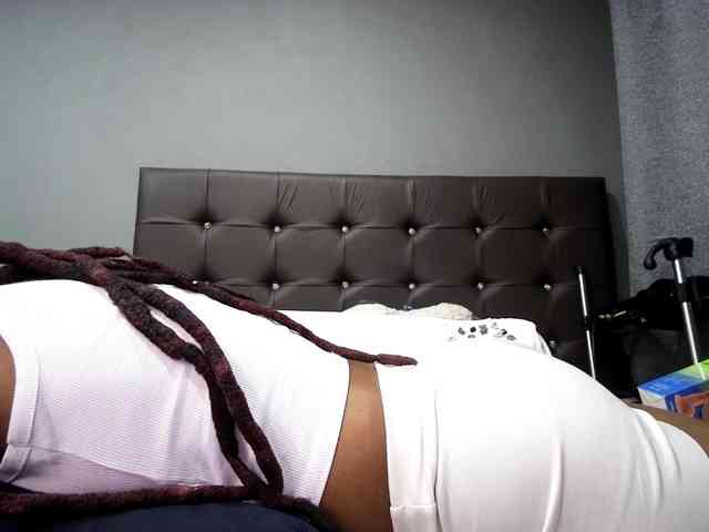 Ntombie-one4u webcam