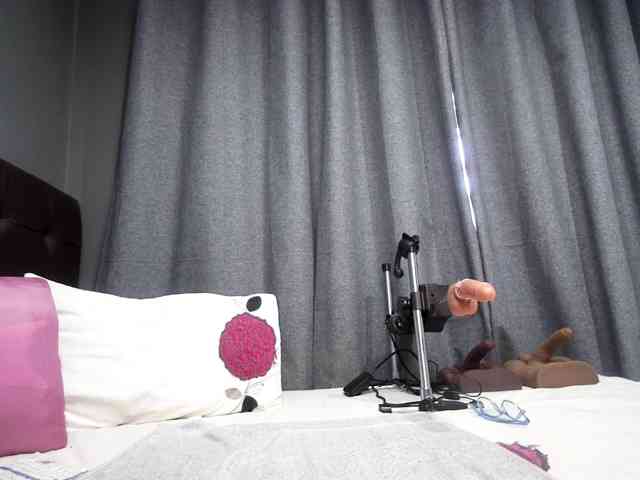 Ntombie-one4u webcam