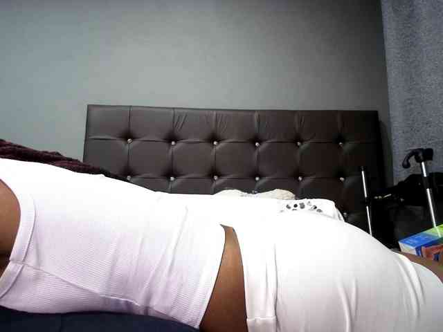 Ntombie-one4u webcam