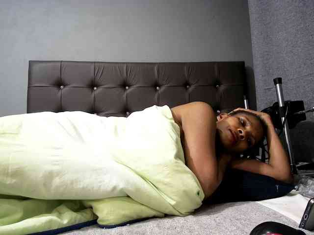 Ntombie-one4u webcam