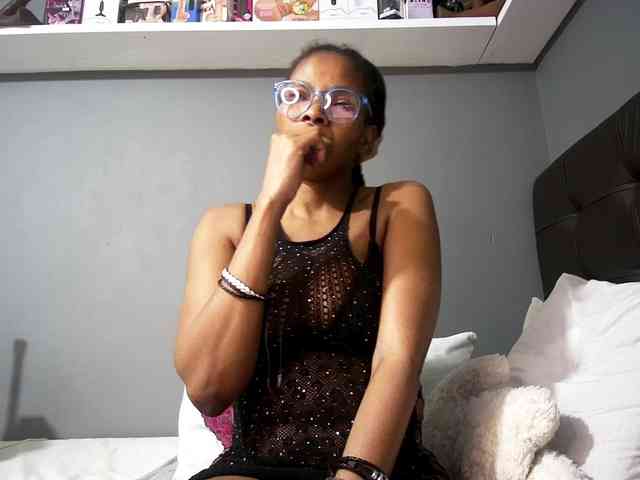 Ntombie-one4u webcam