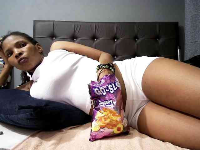 Ntombie-one4u webcam