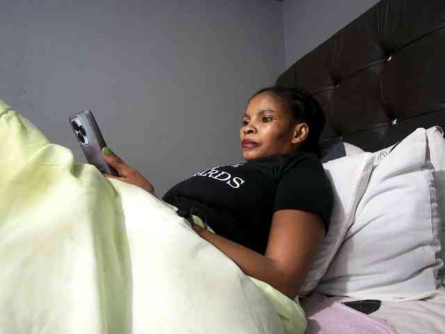 Ntombie-one4u webcam