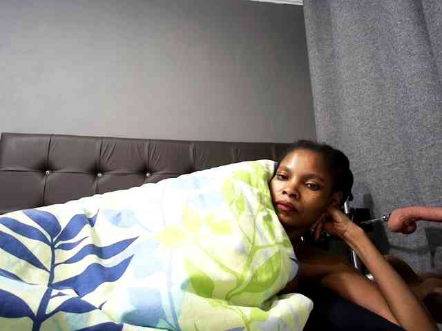Ntombie-one4u webcam