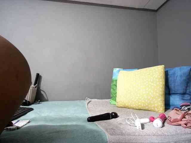 Ntombie-one4u webcam
