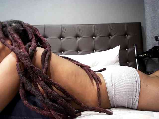 Ntombie-one4u webcam