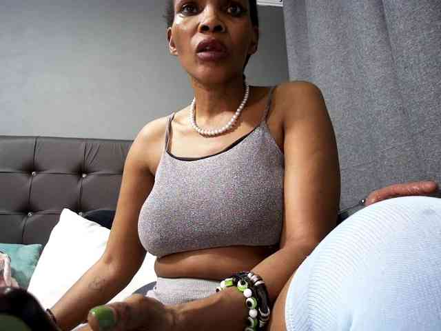 Ntombie-one4u webcam