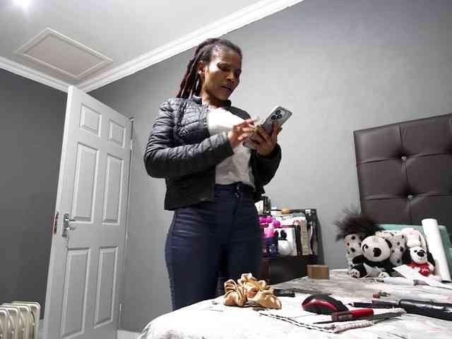 Ntombie-one4u webcam