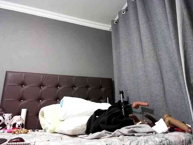 Ntombie-one4u webcam