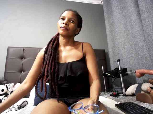 Ntombie-one4u webcam