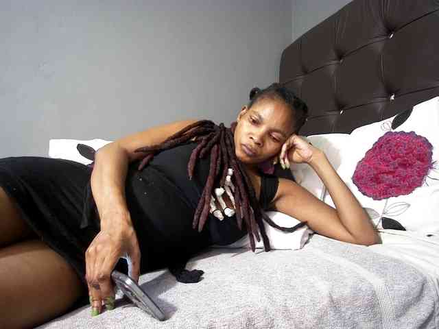 Ntombie-one4u webcam